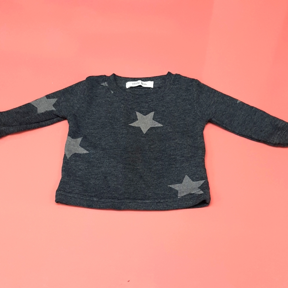 Little Mish long sleeved 👕 ⭐️